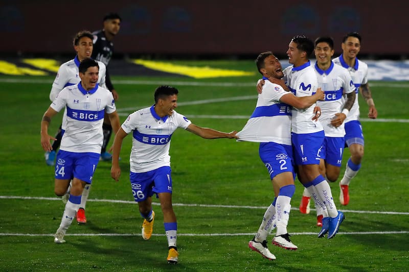 El defensor en Universidad Católica. Foto: Agencia ATON.