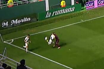 VIDEO | Túnel y sombrerito: las jugadas por las que el chileno-argentino Gerónimo Rivera fue ovacionado en Banfield