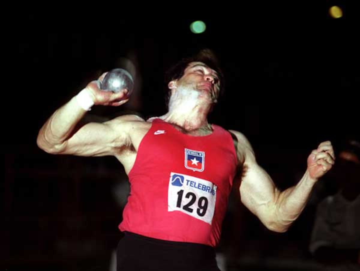 Destacado balista chileno en las décadas del 80' y 90'.