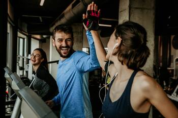 Si estás afiliado a esta caja de compensación puedes obtener un precio especial por el Plan Black en SmarFit