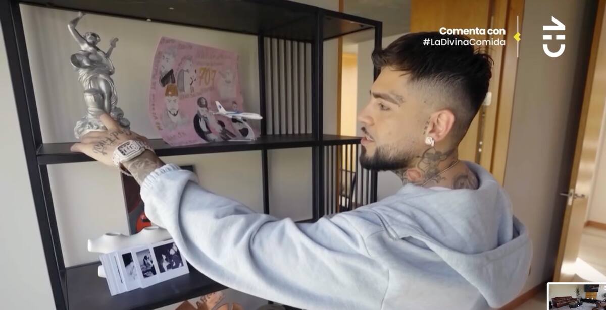 El artista mostró su casa.