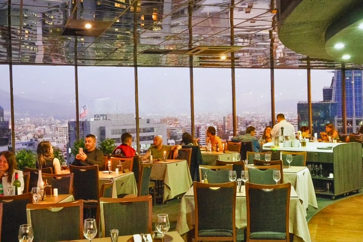 Conoce el horario y ubicación del panorama que innova en la capital. Foto: Chile Travel.