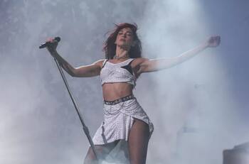 Fotos | Los mejores looks de las celebridades en el Festival de Glastonbury 2024