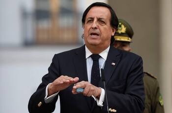 Cámara Baja vota acusación constitucional contra ministro Víctor Pérez