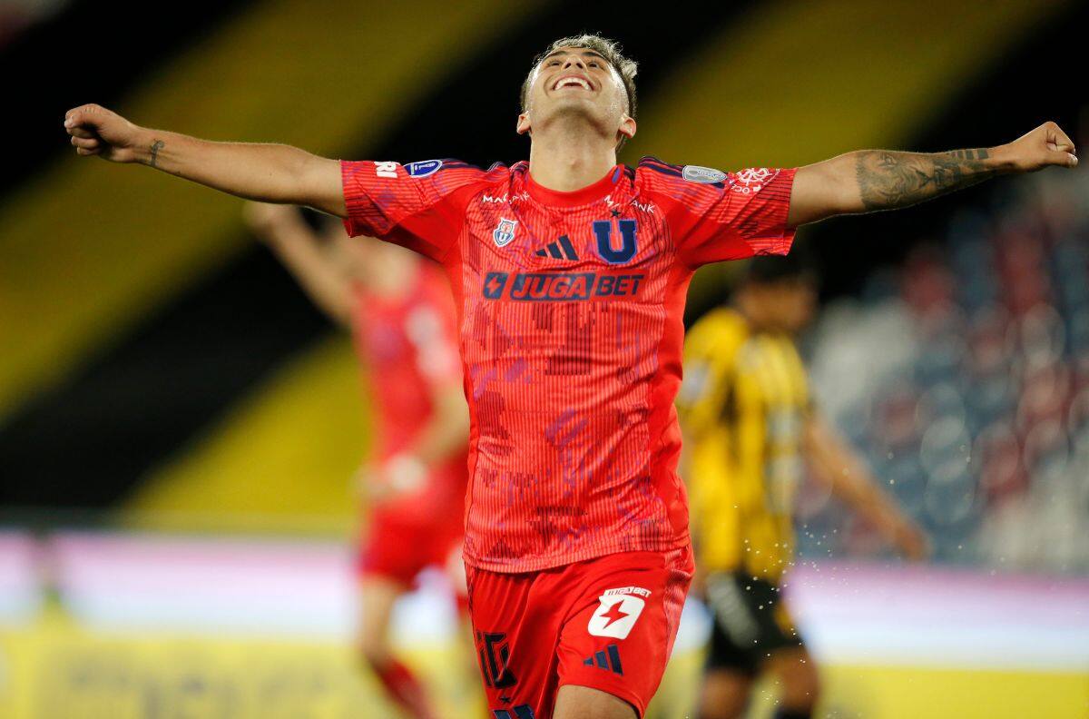 VIDEO | La exquisita definición de Lucas Assadi para abrir la cuenta en la vuelta de la U ante Guaraní