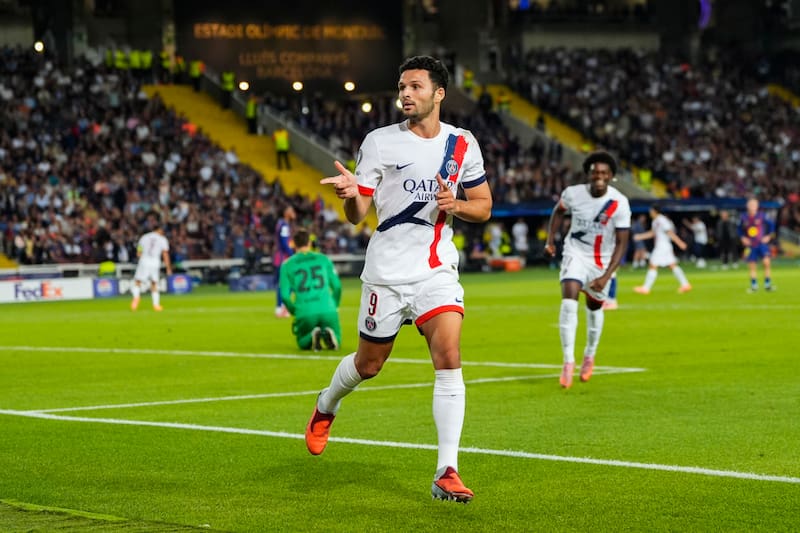 Marcó el triunfo para PSG sobre Barcelona en Champions League.