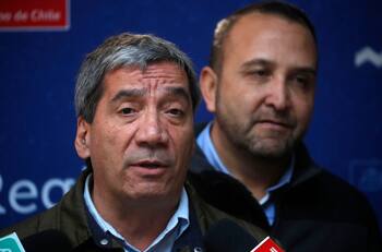 Fanático de un equipo de Santiago: así es el lado futbolero del nuevo delegado presidencial de la RM