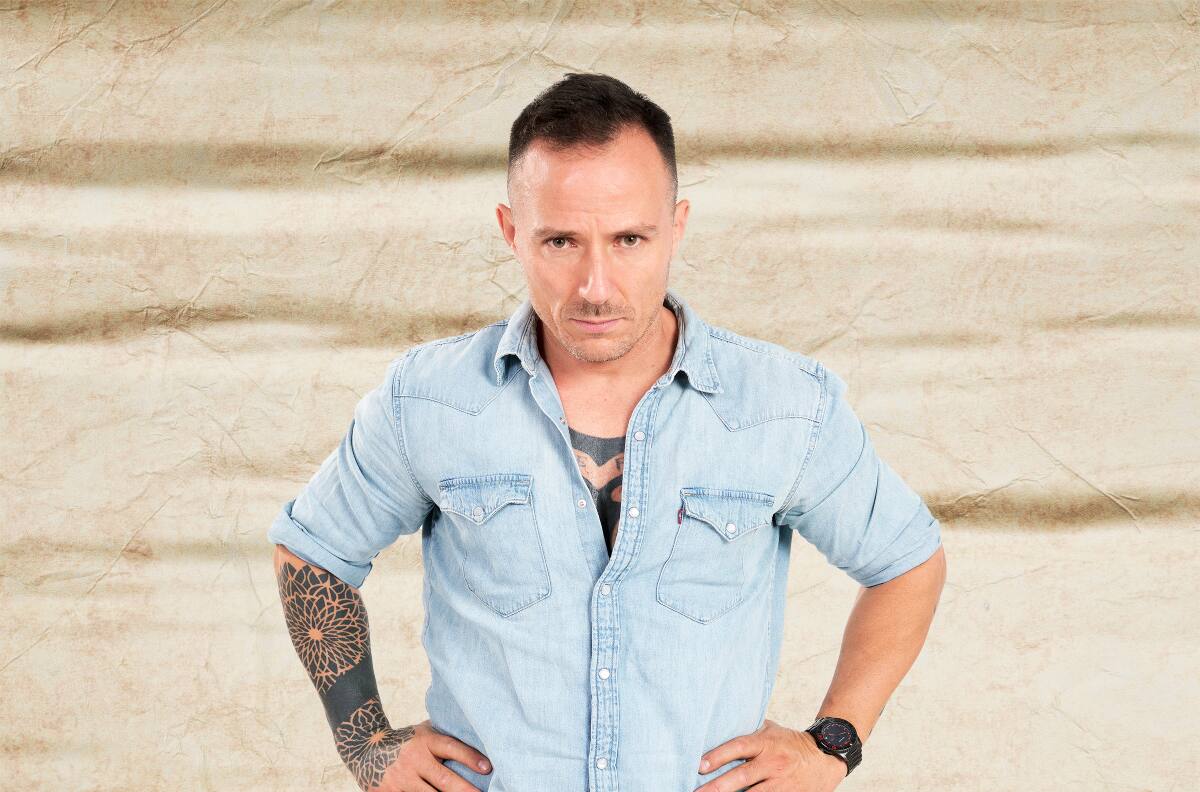Exparticipantes de realitys apuestan por Gonzalo Egas en “Ganar o Servir”