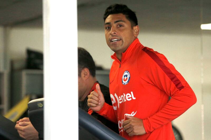 con la indumentaria de la Selección Chilena. Foto: Agencia Aton.