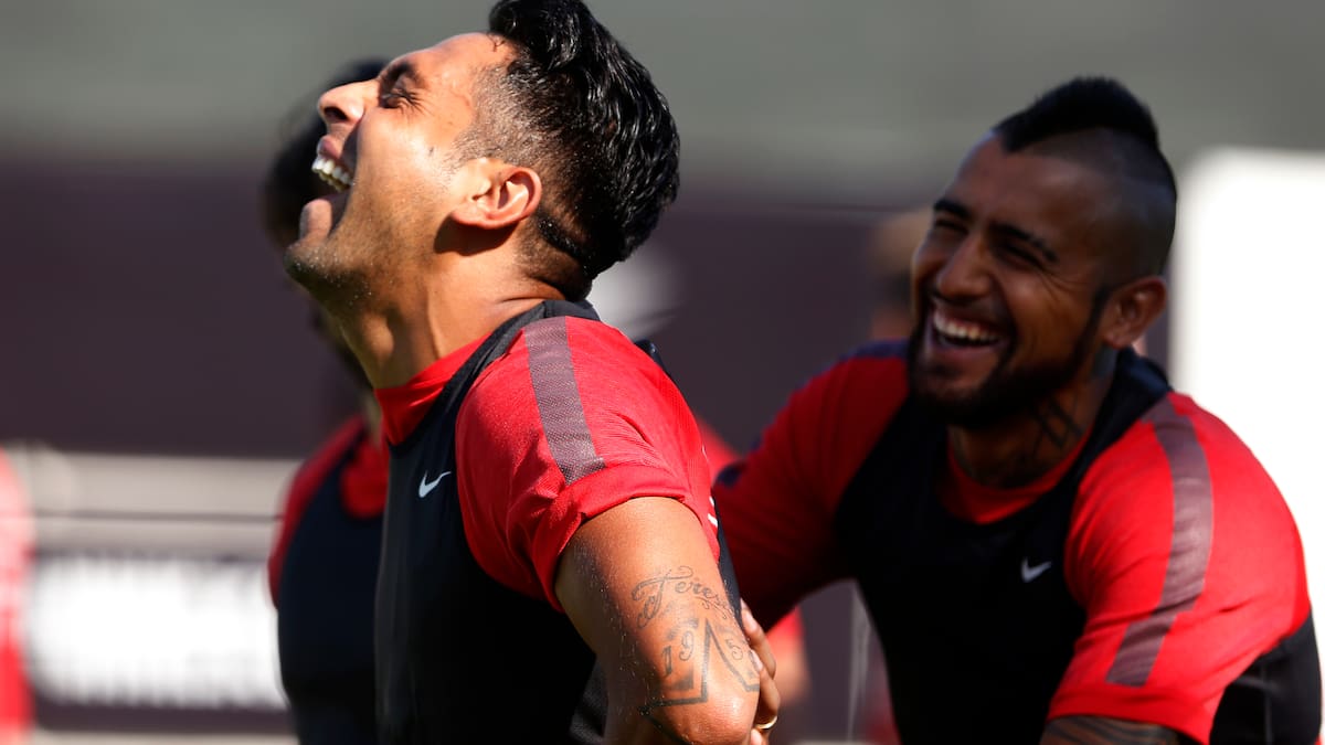 Tras el sí de Arturo Vidal: ¿Qué otras estrellas están confirmadas para la despedida de Gonzalo Jara?
