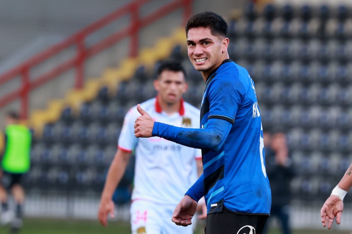 El mediocampista de Huachipato está en la órbita de la U. Foto: Aton.