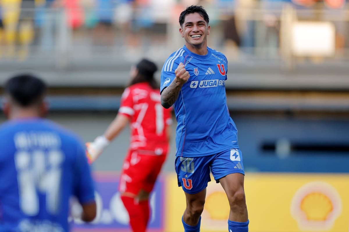 El mediocampista azul fue el gran gasto de la U y esta semana dejó el club. Foto: Javier Torres/Photosport