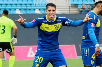 Se formó en la U, anotó 25 goles este año y espera dar el salto a uno de los grandes: “Cumpliría un sueño”