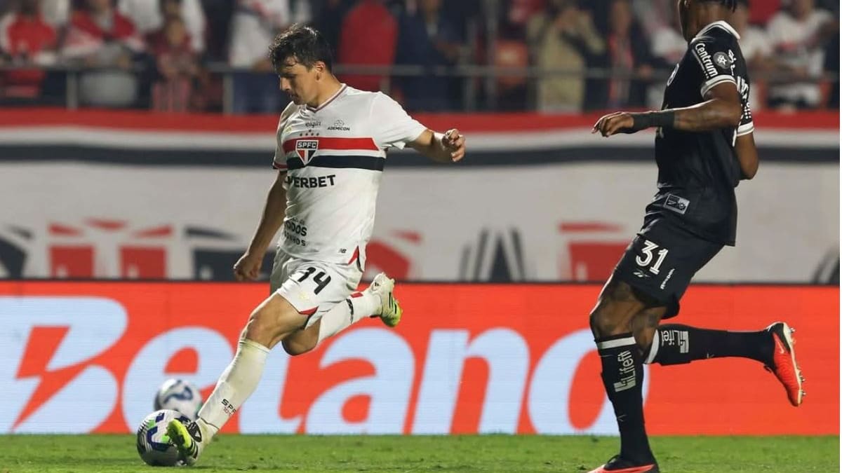 Toca remar desde atrás: el cambio de consideración de Gonzalo Tapia en Sao Paulo