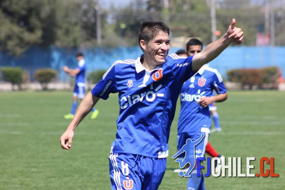 Gonzalo Tapia con la camiseta de la U.