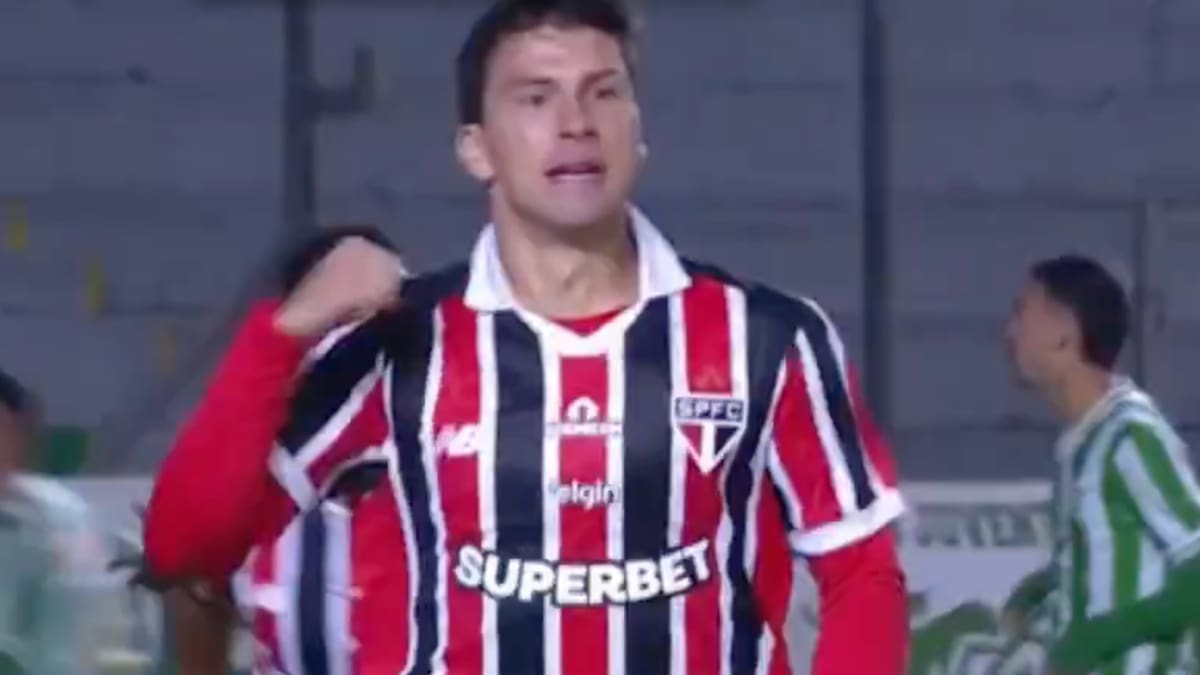 VIDEO | Gonzalo Tapia volvió a anotar en Sao Paulo, pero su equipo fue eliminado en Copa de Brasil