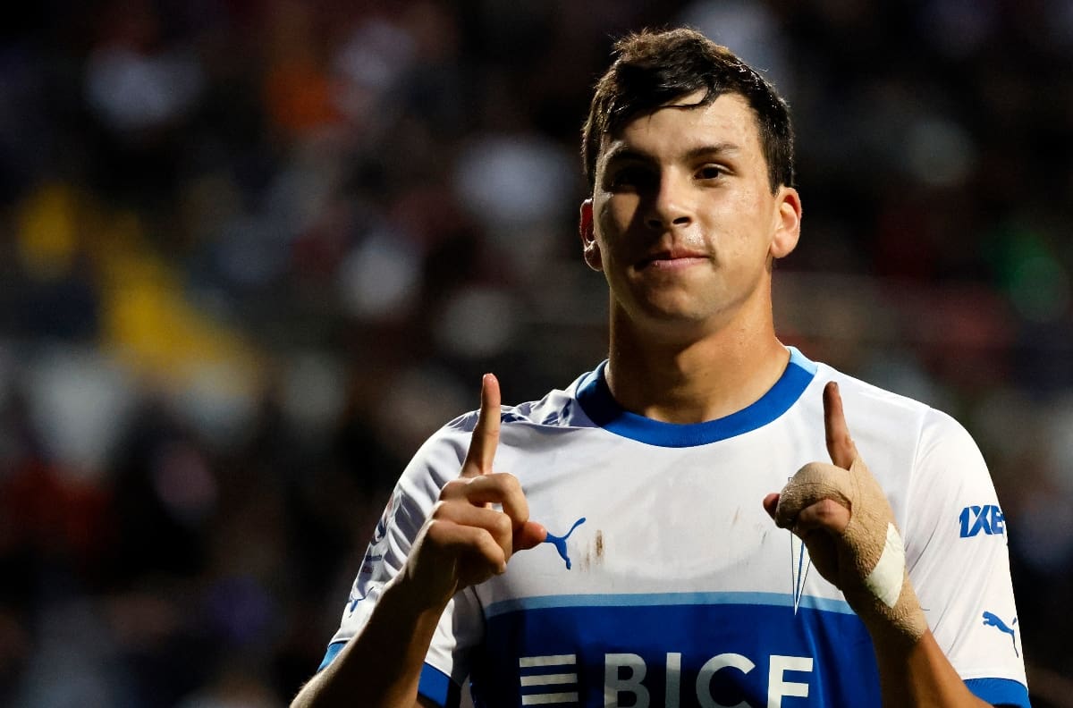 Ya hubo contactos: en Brasil aseguran que Gonzalo Tapia podría volver a la UC para pelear la Libertadores