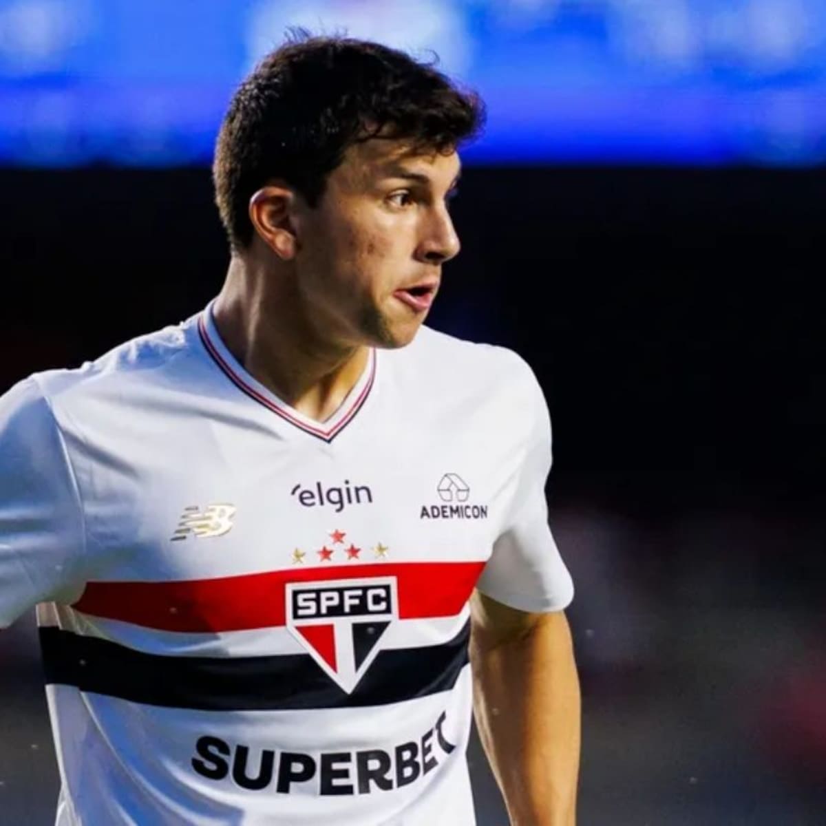 Gonzalo Tapia se aleja de la UC y un viejo conocido de la Serie A va por su fichaje