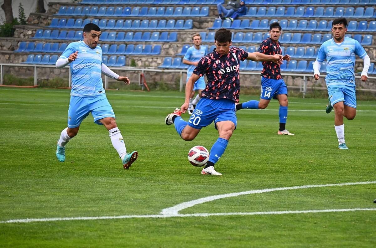 Los dos cuestionados de Universidad Católica que recuperaron terreno en la intertemporada