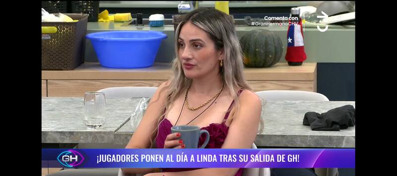 Linda tuvo que ponerse al día con todo lo que ocurrió en la casa.