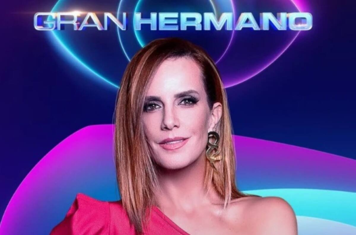 tiene una nueva placa de nominación.