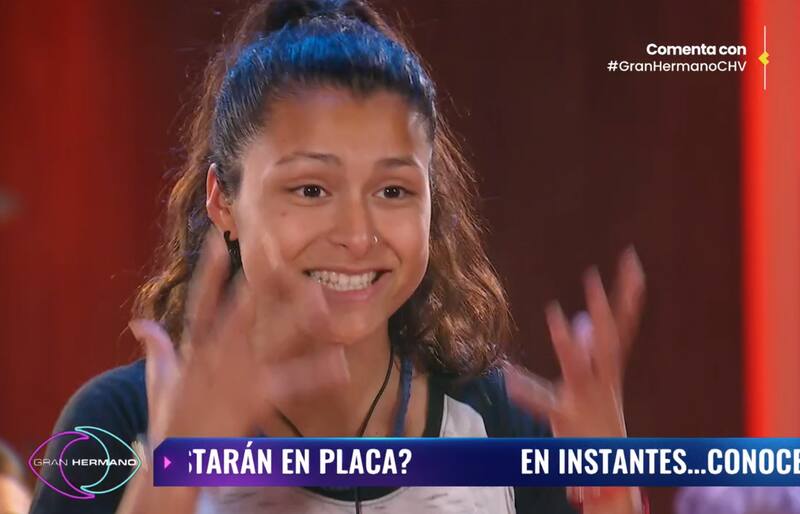 Vivi tratando de "flojo" a Fernando.