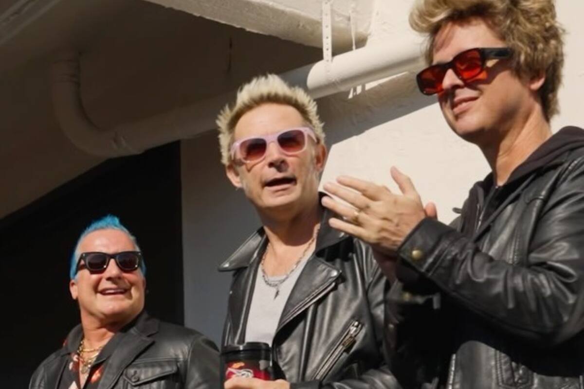 alista su regreso a Chile.