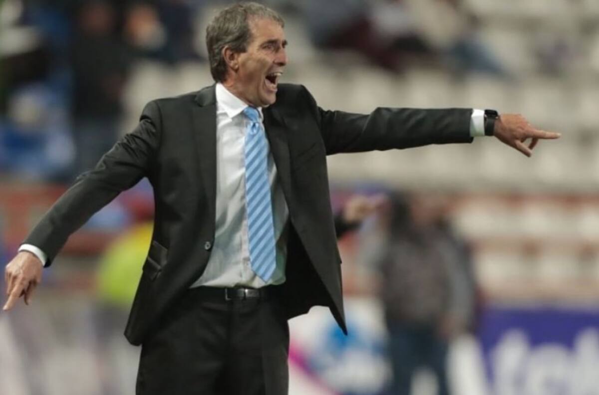 Jugó en el fútbol chileno, sonó en la U y ahora debutará como DT del Real Valladolid ante Colo Colo