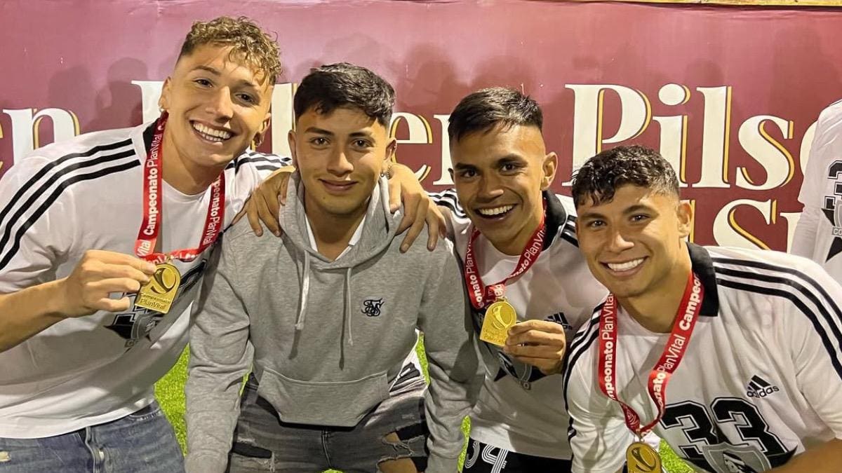 “Gualberto Jara me dejaba fuera de los entrenamientos, me tenía trotando por fuera de la cancha”