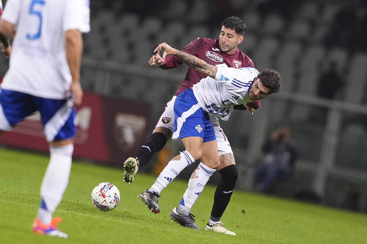 Guillermo Maripán tuvo un gran partido ante el Como