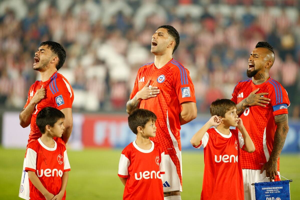 sufrió molestias físicas tras el duelo ante Paraguay. Foto: Aton.