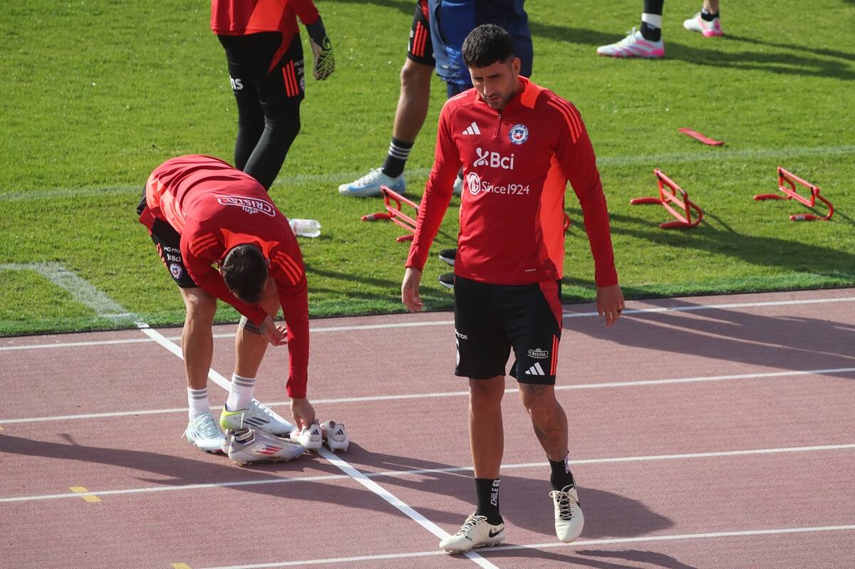 Guillermo Maripán habría decepcionado a su DT tras ser suplente con Chile.