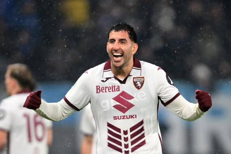 El zaguero nacional marcó su primer gol con el Torino.