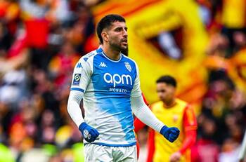 ¿Cambiará de equipo? Esta es la situación de Guillermo Maripán en el mercado de fichajes