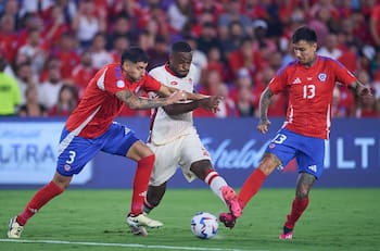 Otro seleccionado chileno tendrá que cambiar de equipo en Europa: su club no lo quiere
