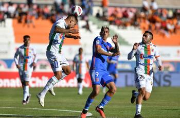 Figura de Cobresal confesó que casi se retira del fútbol: acusó con nombre y apellido al culpable