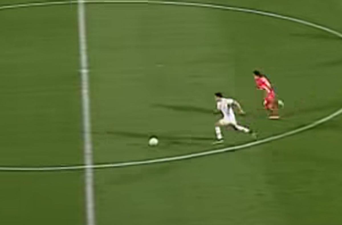 VIDEO | ¡No se puede creer! Futbolista chileno se perdió un insólito gol en Argentina