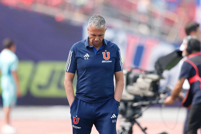, entrenador de la U. Foto: Agencia Aton.