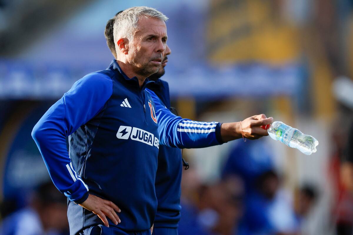 le habló al hincha azul por el tema refuerzos.