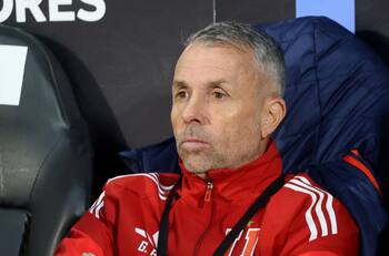 Así reaccionó Gustavo Álvarez tras la expulsión de Maxi Guerrero en U. de Chile