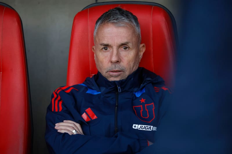 , entrenador de Universidad de Chile. Agencia Aton