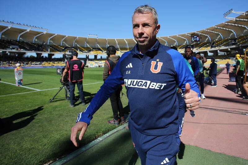 entrenador de Universidad de Chile. Agencia Aton