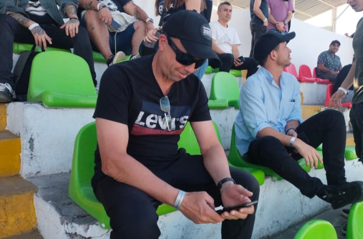 Te pillamos, compadre: Gustavo Álvarez se dejó caer en el triunfo de Palestino, próximo rival de la U