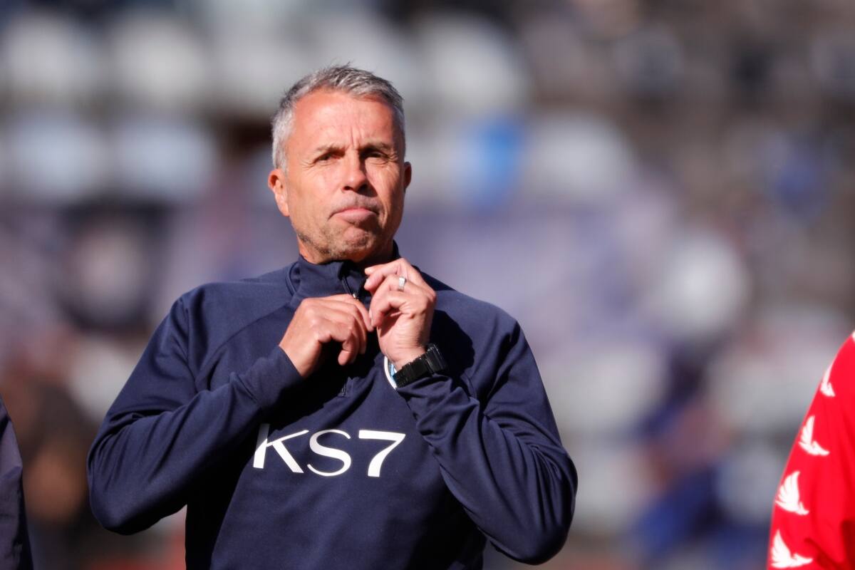 , entrenador de Huachipato. Foto: Agencia Aton.