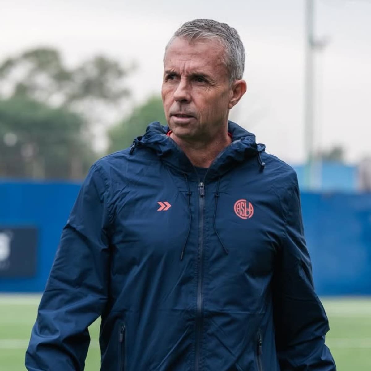 ¿Opción para La Roja? Gustavo Álvarez da luces sobre su futuro tras salir de San Lorenzo