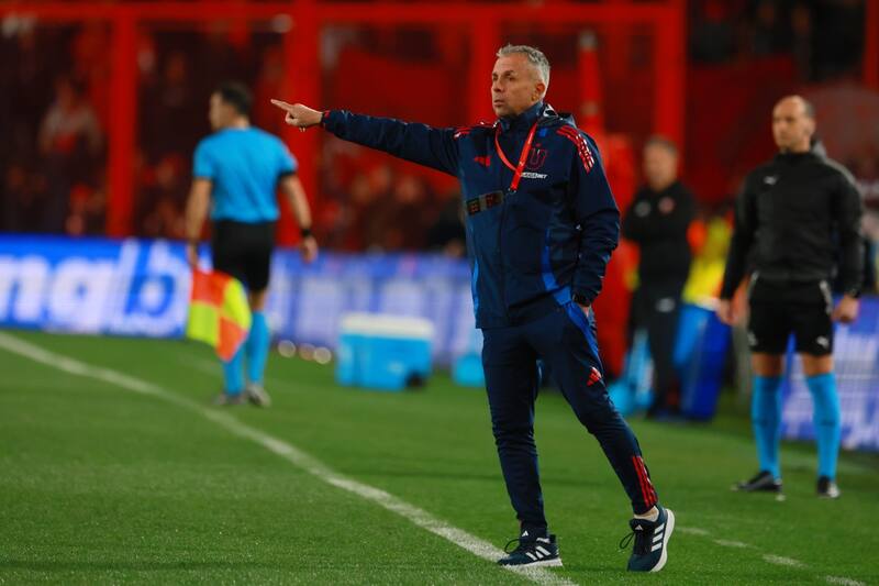 entrenador de U. de Chile. Foto: Agencia Aton.