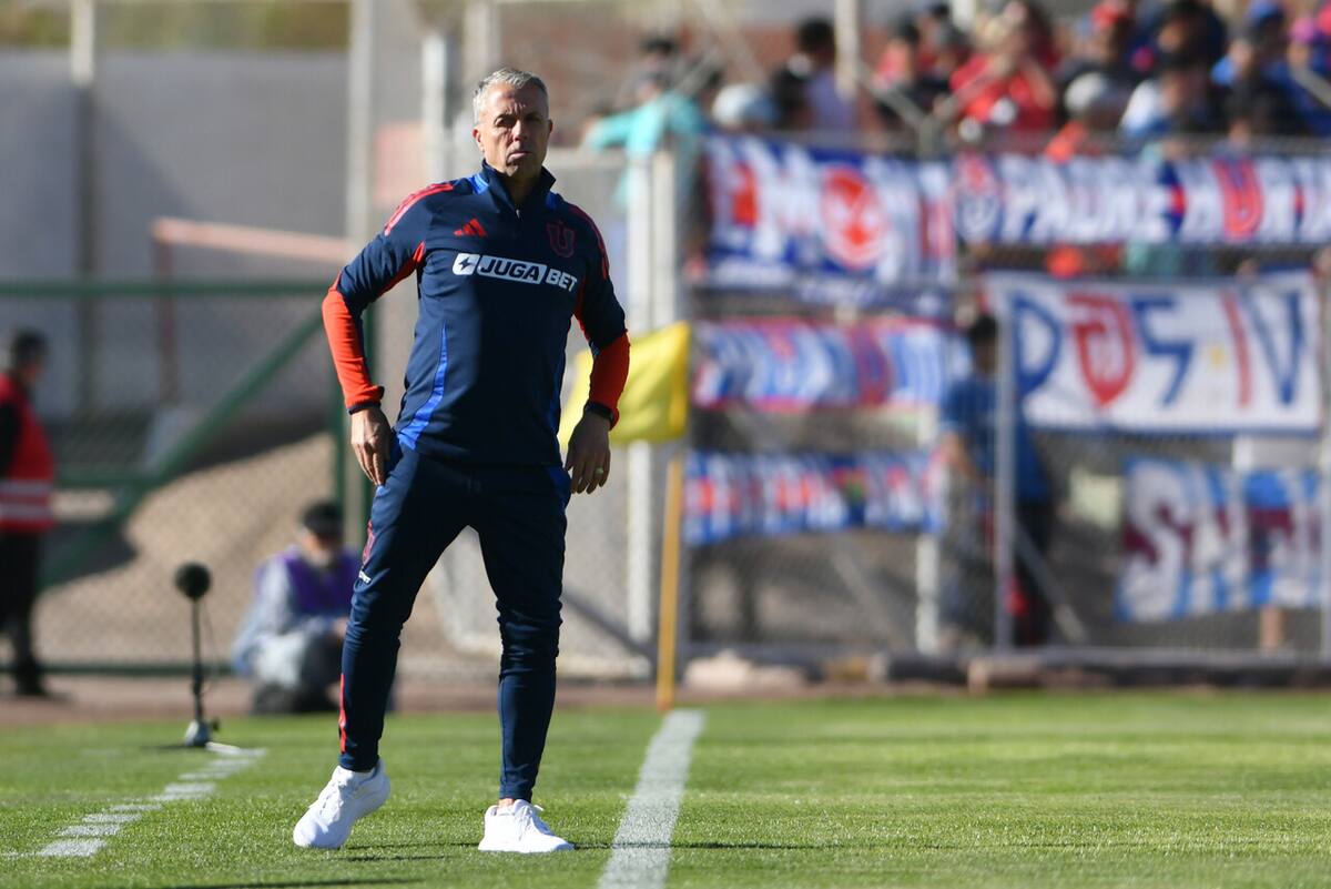 La autocrítica del DT de la U tras la caída ante Cobresal. Foto: Aton.