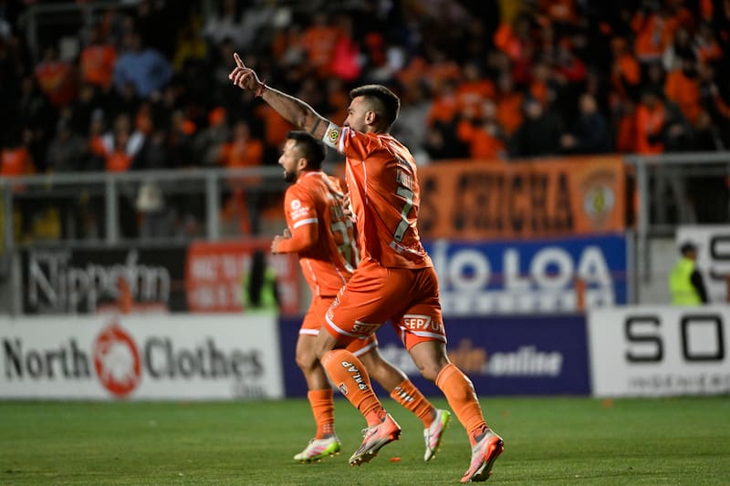 El delantero en Cobreloa. Foto: Agencia Aton.