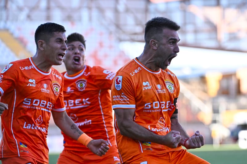 El delantero en Cobreloa. Foto: Agencia Aton.