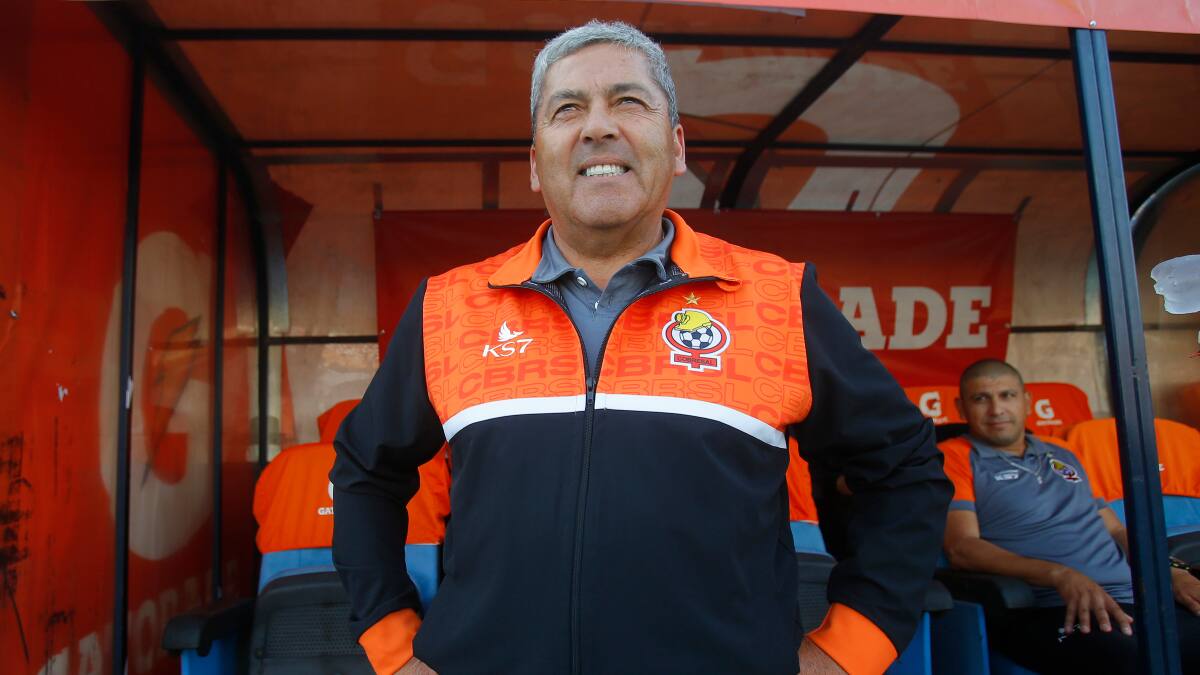 VIDEO | Va por su noveno año consecutivo: Cobresal confirmó a Gustavo Huerta para 2026